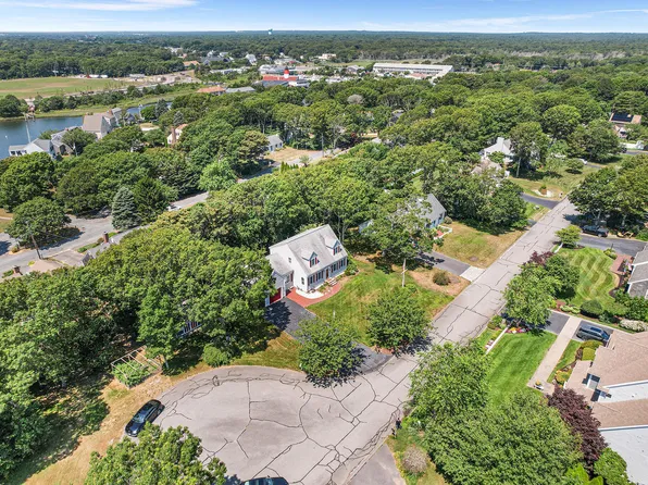 55 Aspinet Road, South Yarmouth, MA 02664