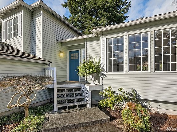 2nd image of 1333 136th St SE