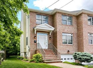 125 Tenafly Rd #125, Tenafly, NJ 07670