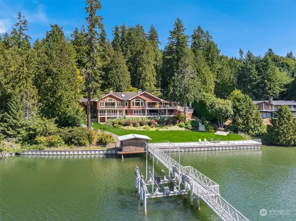 8068 NE Hidden Cove Road, Bainbridge Island, WA 98110