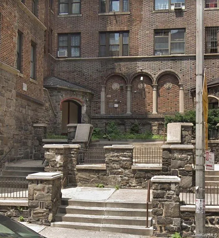 1177 Anderson Avenue #6C photo 1