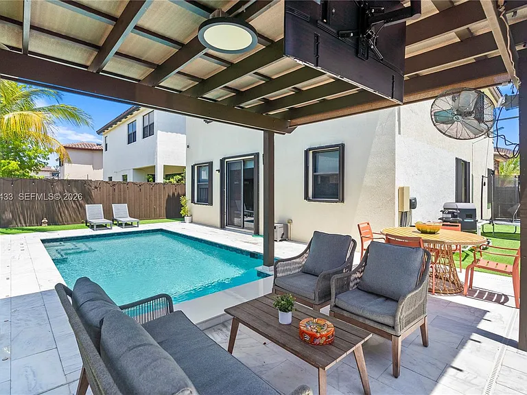 25232 SW 117th Pl — Photo 4
