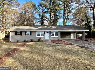 240 Huntington Rd, Athens, GA 30606