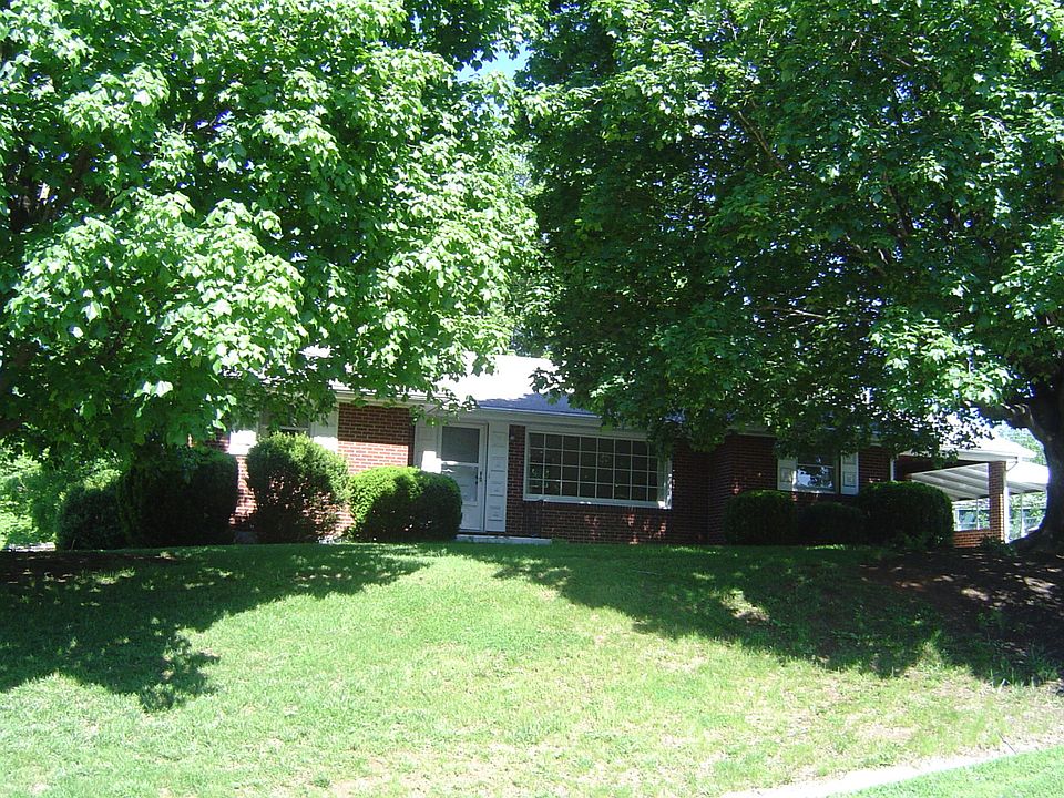 1st image of 3394 Melody Ave SW