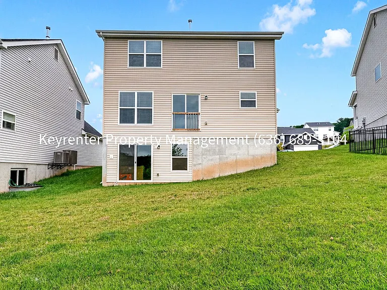 2823 Winding Valley Dr — Photo 37