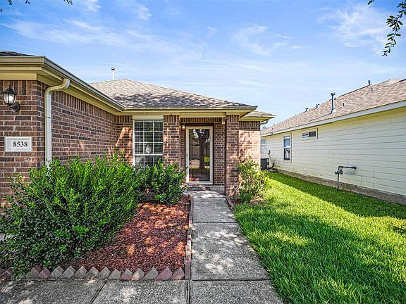 5th image of 8538 Doskocil Dr