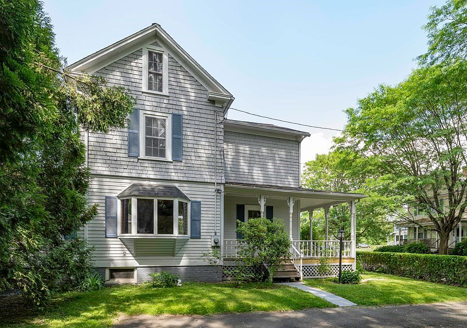 26 Henry St, Northampton, MA 01060 Zillow