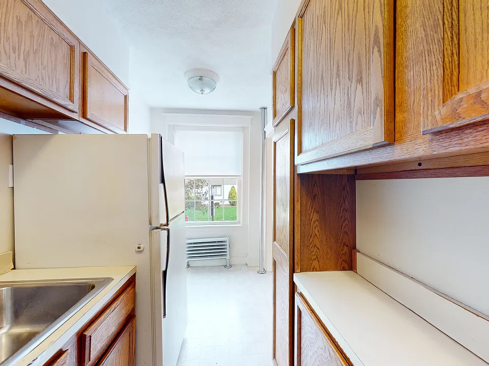 120 Summer St #7A