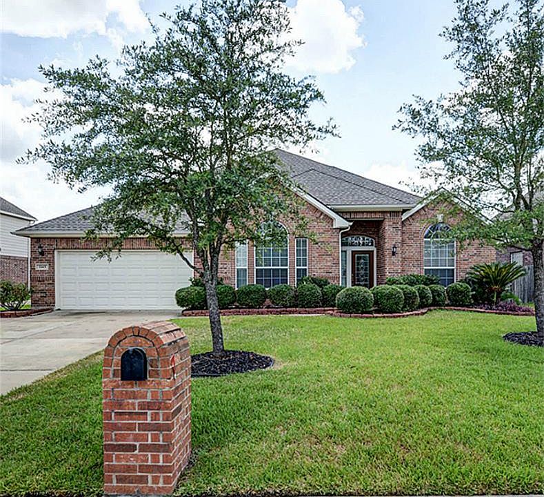 2nd image of 17415 Memorial Blossom Dr