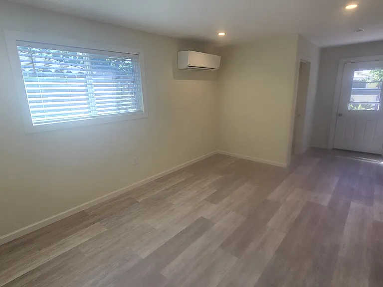2270 Shibley Ave — Photo 10