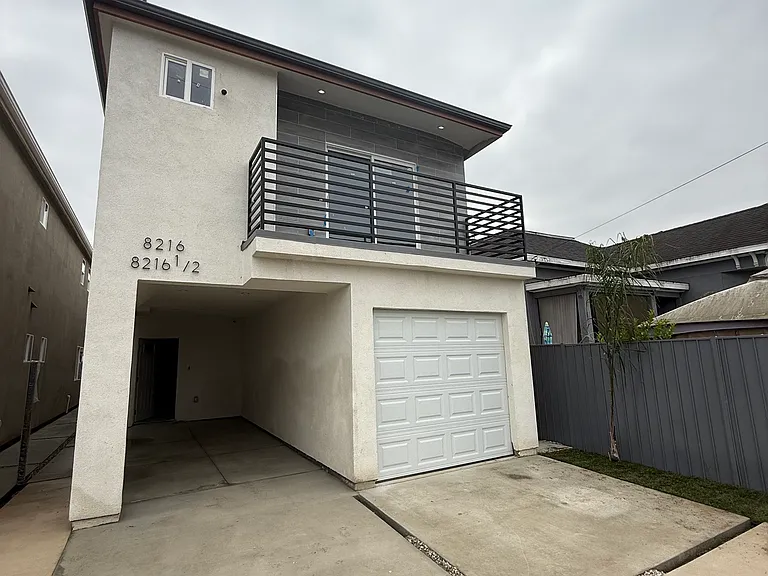 8210 Bell Ave — Photo 1
