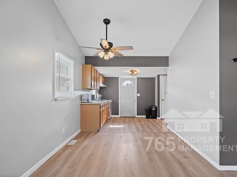 515 S 31st St — Photo 2