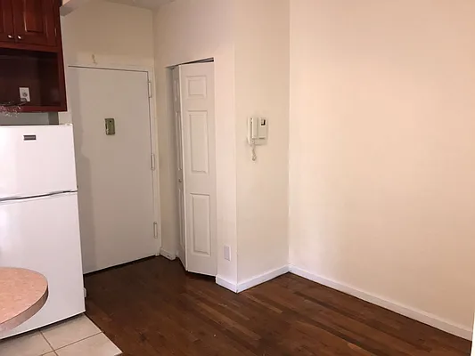 Rented by Royalty Living NYC | media 44