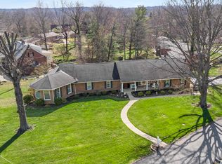 100 Meadowlark Ct, Russell, KY 41169