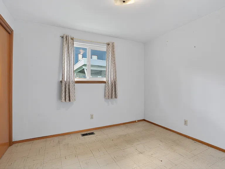 4416 S Morgan St — Photo 16