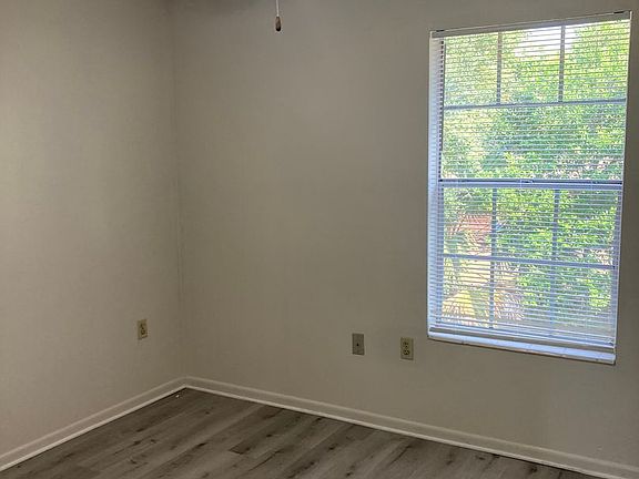 5th image of 125 Alabama Ave NW #A
