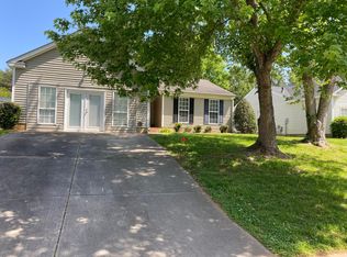 7334 Preakness Stakes Ln, Charlotte, NC 28215