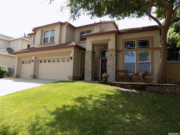 2nd image of 6110 Canyon Rim Dr