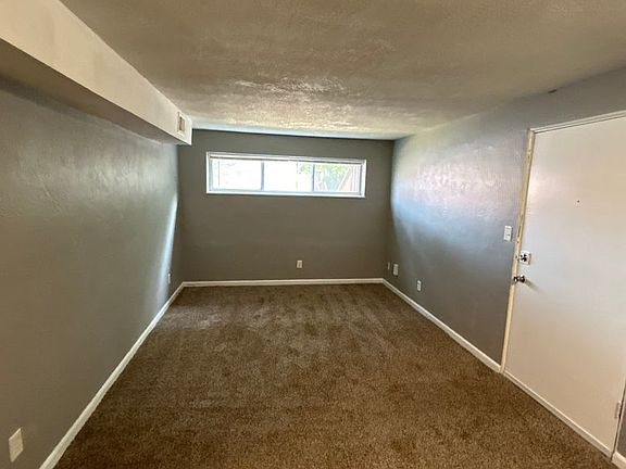 2nd image of 1007 Forest Ct APT 2