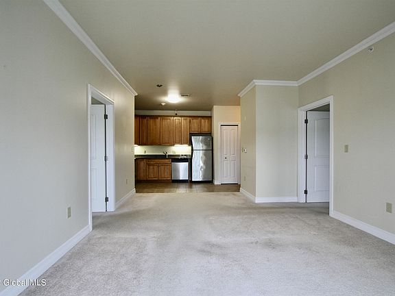 3rd image of 8 Wall St APT 418