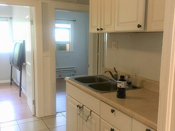 3rd image of 2181 1/2 7th Ave N #6