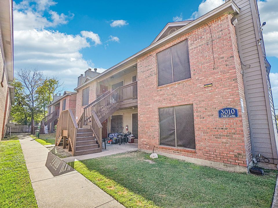 Chalk Gardens Apartment Exterior