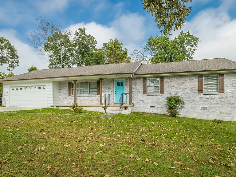 1403 Clearpoint Dr — Photo 64