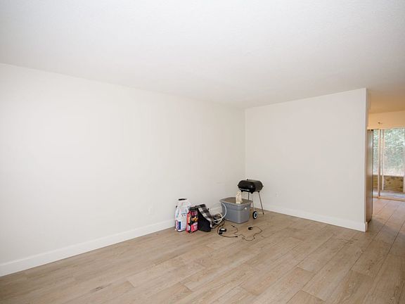 4th image of 2019 Melady Ave #1