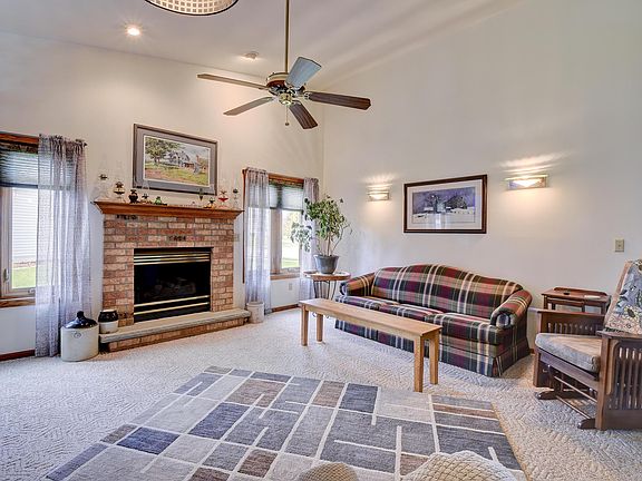 2nd image of 1429 Vogt Dr
