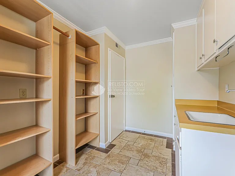 448 Fathom Dr — Photo 17