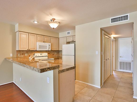 5th image of 10080 E Mountain View Lake Dr Unit 130