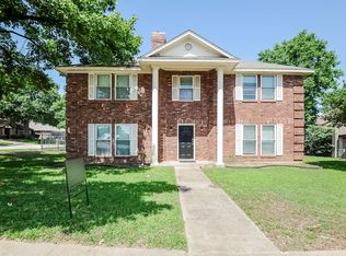 3901 Cedar Ridge Dr, Bedford, TX 76021