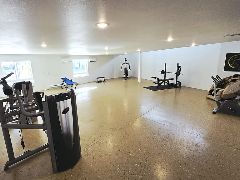 Modern Heights Apartments — Photo 31