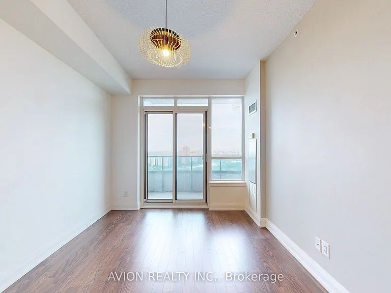 7171 Yonge St #2409 — Photo 12