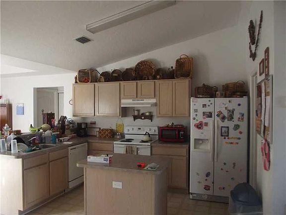 2nd image of 8065 95th Ave