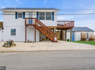 1270 W Mallard Dr, Manahawkin, NJ 08050