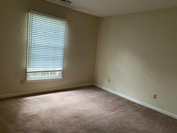 5th image of 4702 Lawndale Dr Unit G