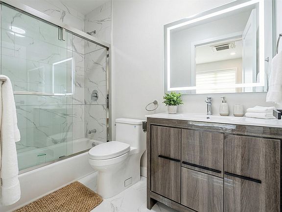 3rd image of 48 Grand Ave #209