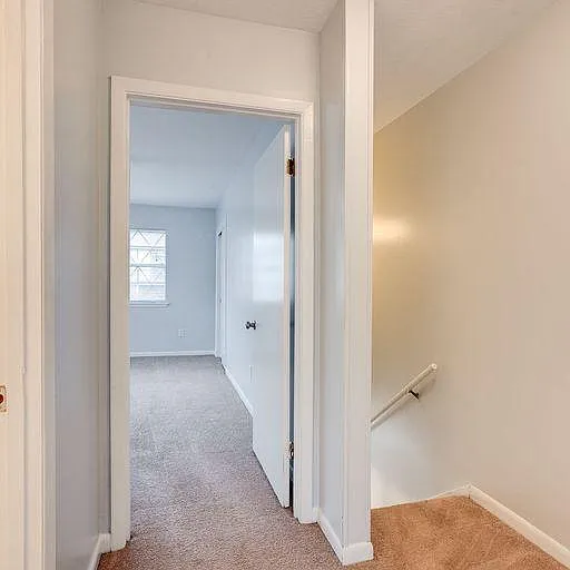 2 bed / 1.5 bath