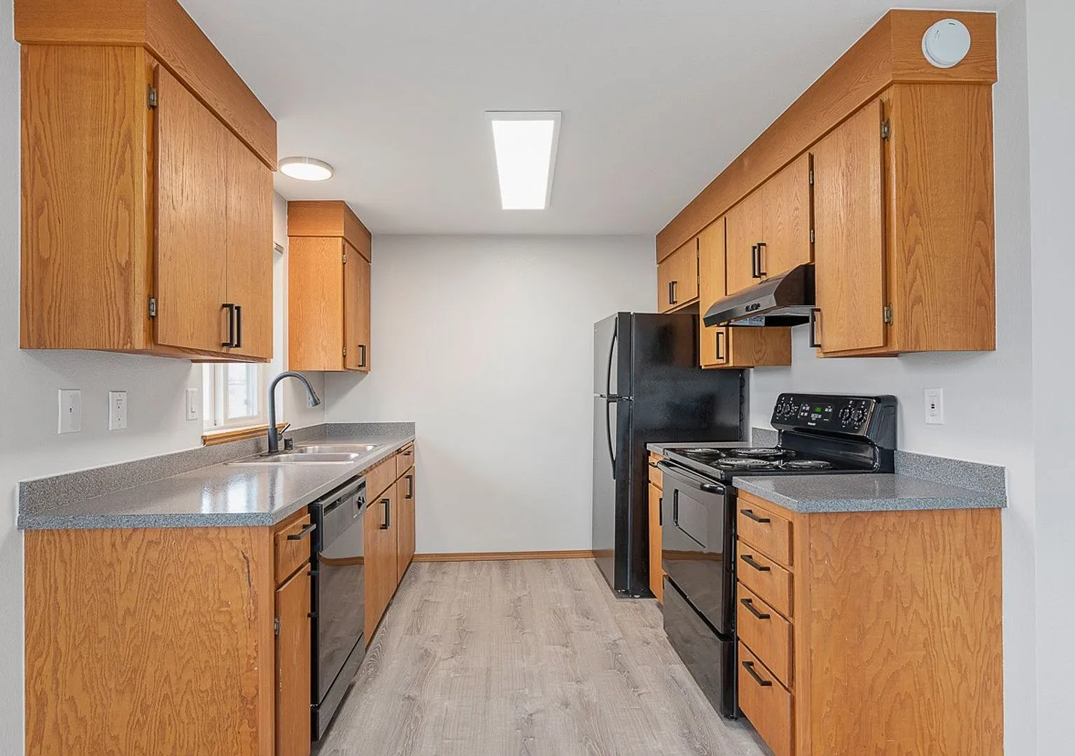 View Ridge Court — Photo 2