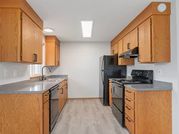 View Ridge Court, 27010 78th Ave NW #8, Stanwood, WA 98292