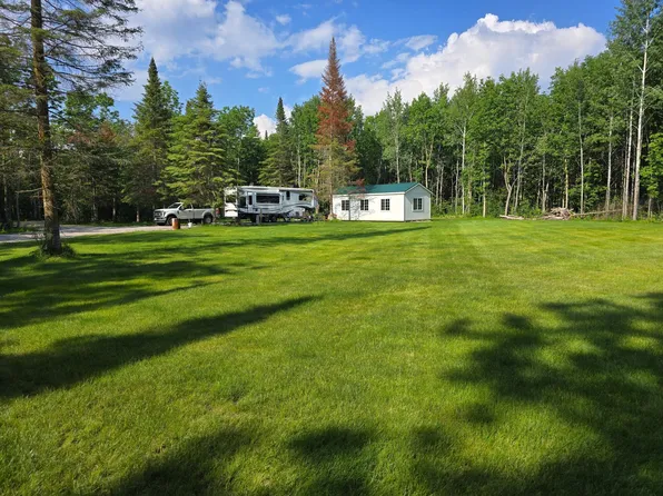 Lake St NE, Warroad, MN 56763