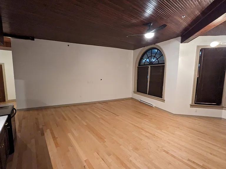 115 W Galena Blvd #204 — Photo 3