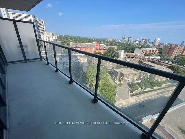 159 Wellesley St E #1105 — Photo 10