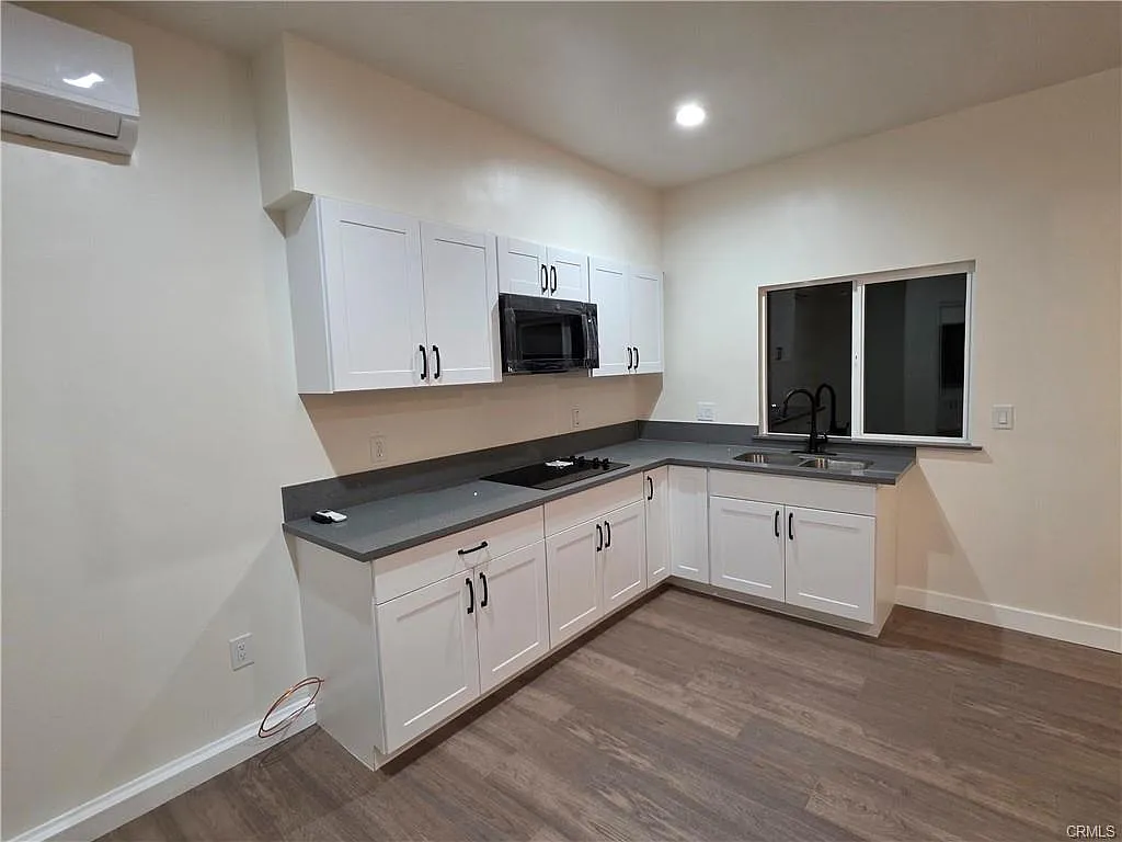 1 bed, 550 sqft, $1,850 — Photo 3