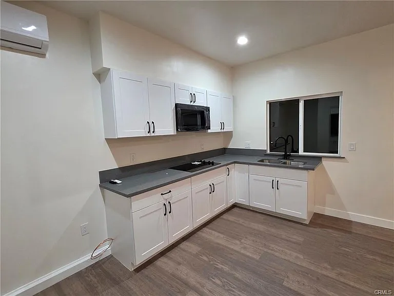 13862 Gavina Ave — Photo 3