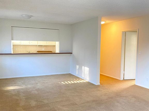 2nd image of 529 California Ave #8