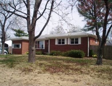 656 Raff Rd, Virginia Beach, VA, 23462