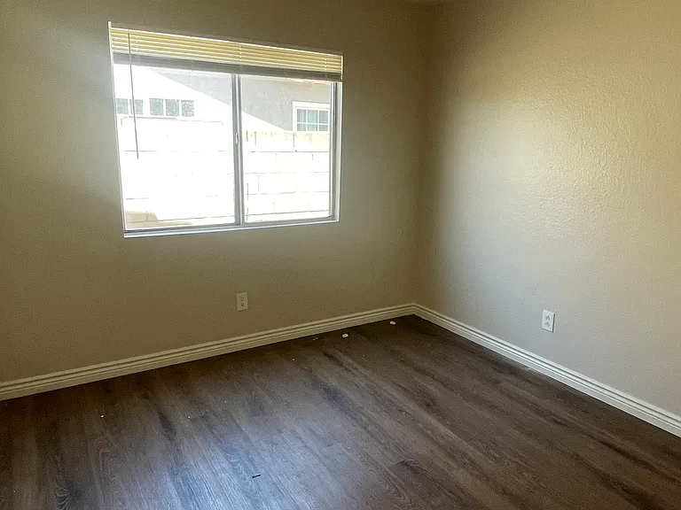 Upland Ave — Photo 10