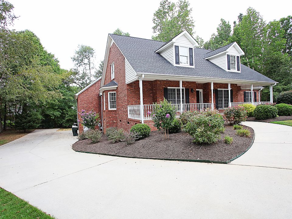 1st image of 2193 Fox Creek Ln